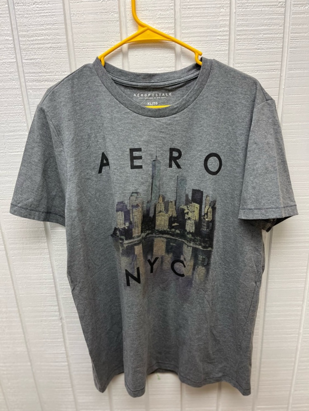 Aeropostale Aero NWT NEW Men’s XL Gray NYC Graphic Print Tee Casual New York